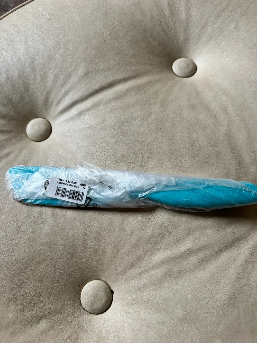 Turquoise Silicone Sandwich spreader - New in Wrapper
